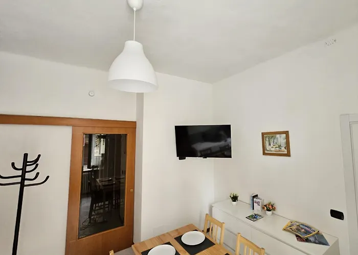 Front Apartments, Apartamento Lecco